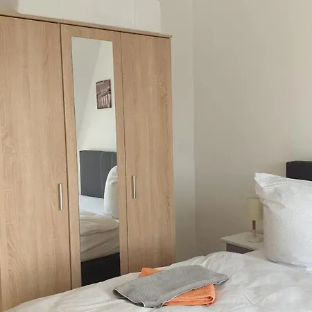 Apartment 'am Leipziger Stadtrand' Mit Tiefgarage *